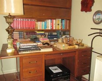 Hydro desk with bookcase