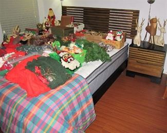 Hydro bed full of xmas