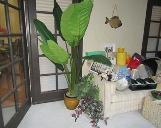 Hydro large leaf fake plant