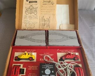 VINTAGE
Which-Lane? Chicane race set in original box