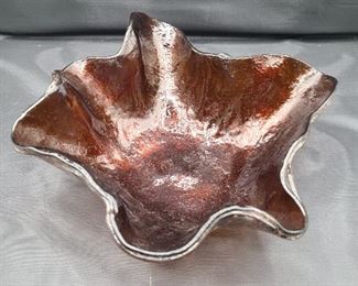 Glazed "handkerchief" bowl