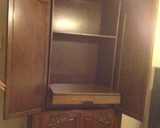 2 of 3
Doors open and drawer slides out