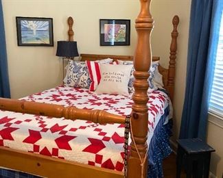 Awesome Pine four poster bed 