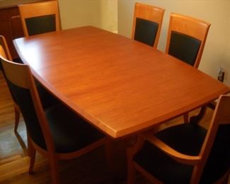 CHERRY dining table with 6 chairs from House of Denmark