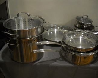 VERY NICE POTS AND PANS BY CUISINART