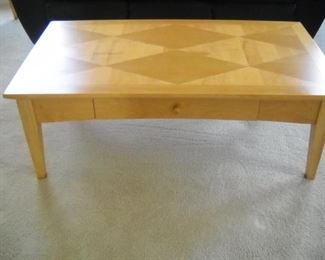 COFFEE TABLE WITH 2 END TABLES