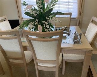 Ding room table with six chairs and two leaves
