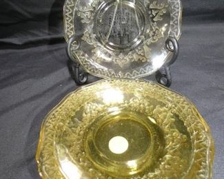 Amber Patrician Spoke Pattern Federal Glass Co
Description	
Unless otherwise noted below, all pieces are in good used condition. No Chips, Cracks or Scratches.
-4 Depression Glass Saucers 6"