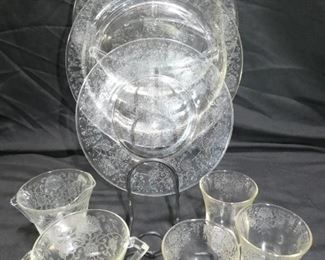 8 Pc. Clear Depression Glass Florentine No 2 Poppy
1932 - 1935
- 2 Divided Platters 10.5"
- 8.25" Plate with Scratches in center
- Cream & Sugar
-3 Juice Glasses