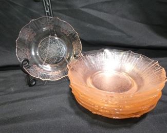 Pink Depression Glass Sweetheart by MacBeth-Evans Glass Co.
1930 - 1936
- 8 Berry Bowls 9.75" diameter