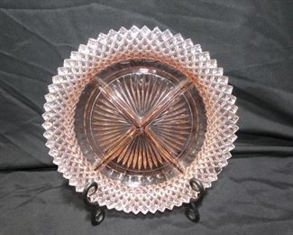 Miss American by Hocking 1935 - 1938
Round Divided Dish 9" Diameter (2 Chips in Rim)
