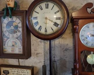 Antique clock 