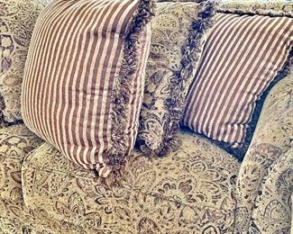 Paisley couch/pillows