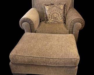 Marge carson Bentley chair and ottoman
$550