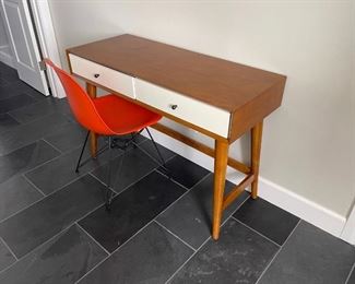 Mid century style desk and chair $100
