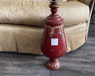 Red vase$10