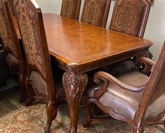 Michael amini ding table and chairs $900 