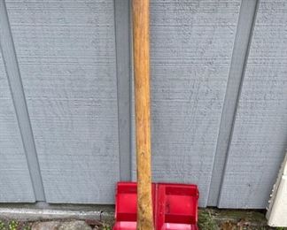Vintage The Great Divider splitting maul axe