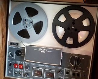 Sony three head stereo tapecorder TC-366 Solid State