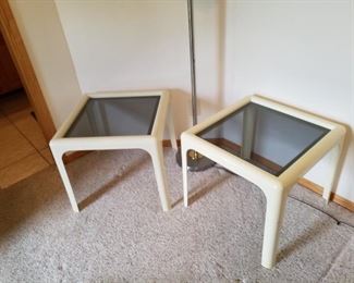 2 vintage tables