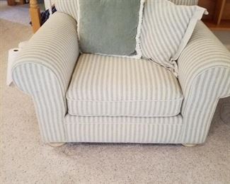 Alan white Oversized chair