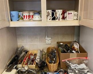 coffee mugs and utensils