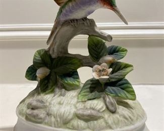 GORHAM Porcelain Hummingbird Wind Up Musical Figurine