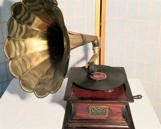 Register and bid online            
 http://missdonnas.hibid.com 