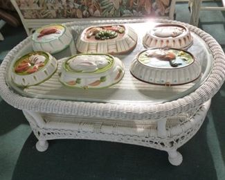 wicker coffee table