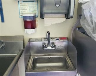 17in Hand Sink, Soap Dispenser, Paper Towel Dispenser