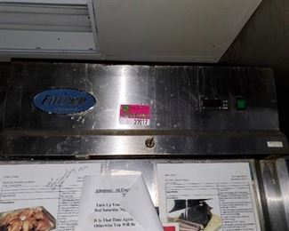 Entree Refrigerator Model CR1-ES