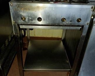 4 Burner Gas Grill