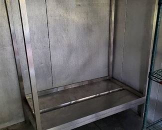 51in x 28in x 59in Metal Rack