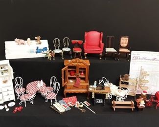 Vtg Doll House furniture miniatures