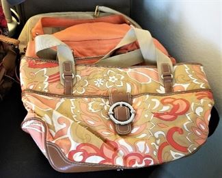 We have a purse extravaganza going on here at this sale!