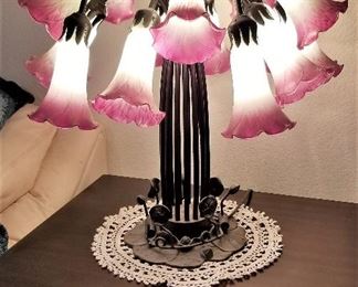 Gorgeous antique glass tulip lamp. 