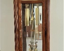 Working grandfather clock.