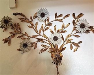 Mid-century modern lighted flower wall decor. Highly unusual!