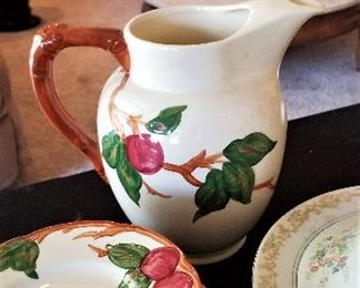 Apple (American Backstamp)
by Franciscan