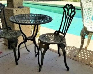 Bistro table and 2 chairs