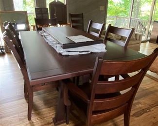 Canal Dover Furniture Dining Room Table and Six Chairs