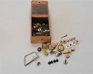114. Group of Mens Jewelery