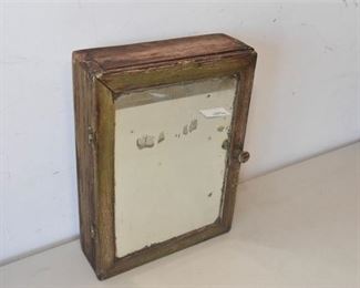 122. Vintage Mirrored Bathroom Cabinet