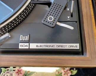 Dual record player