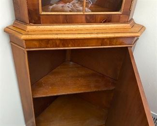 Petite Corner Cabinet (26” W x 73”T - 1 cracked pane of glass),