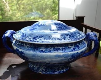 19thC  Staffordshire Tureen and cover