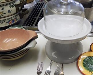 Russell Wright bowl set, serving items