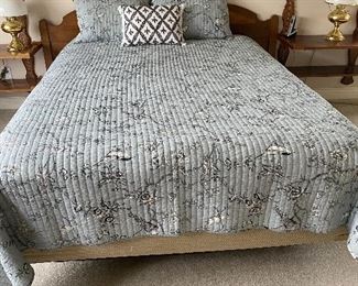 Michigan mattress Queen size bed