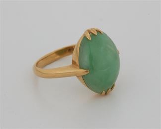 2050
A Jadeite Ring
22k yellow gold
Centering an oval cabochon jadeite gauged at approximately 8.00ct
Ring size: 7.75
7.19 grams
Estimate: $800 - $1,200
