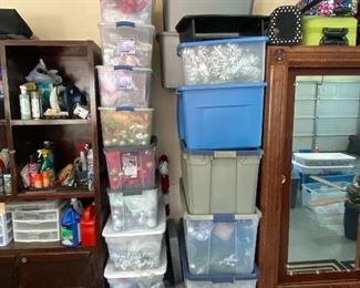 Holiday Decor (Lots & lots)